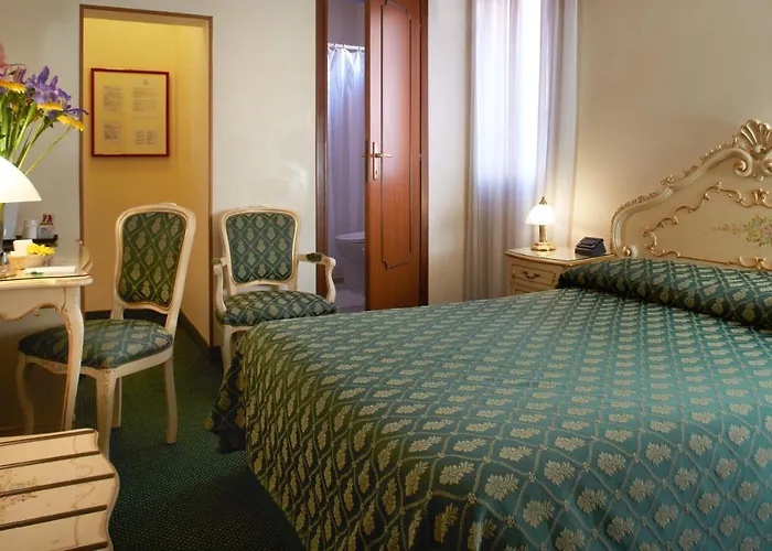 Hotel Commercio & Pellegrino